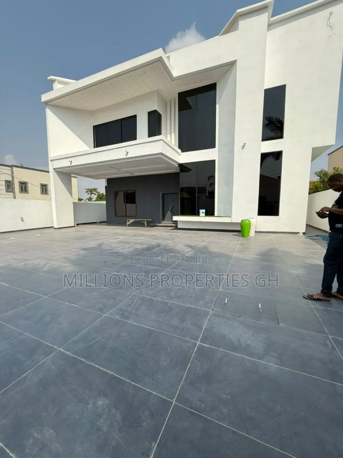 Furnished 4bdrm House in Millions Properties, Accra Metropolitan
