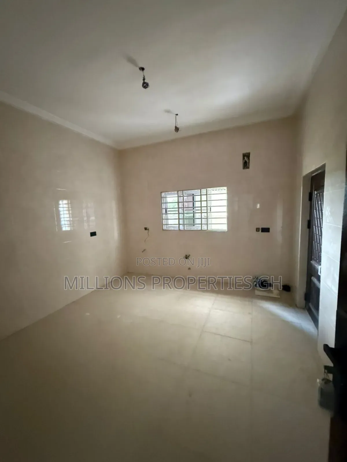 4bdrm House in Millions Properties, Accra Metropolitan for sale