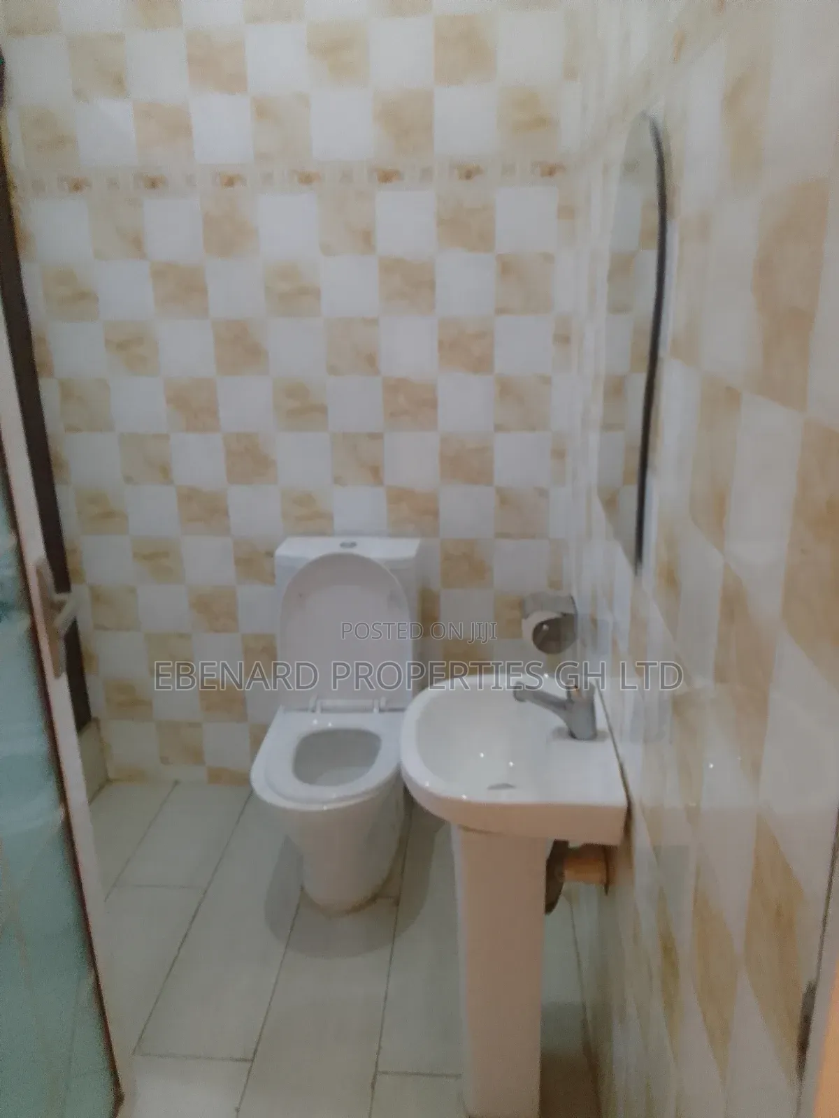 2bdrm Apartment in Ebenard Properties, Lake Side Estate for rent
