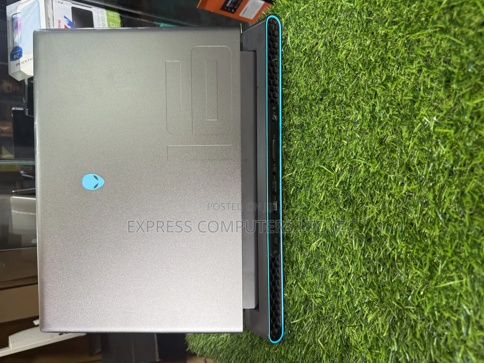 Laptop Alienware M16 R1 40GB Intel Core i9 SSD 1T