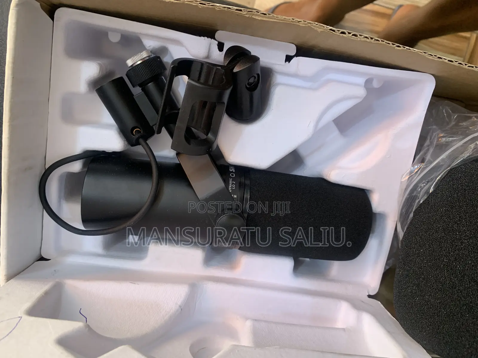 Sm7b Cardioid I Dynamic Legendary Vocal Microphone a Highly Versatile