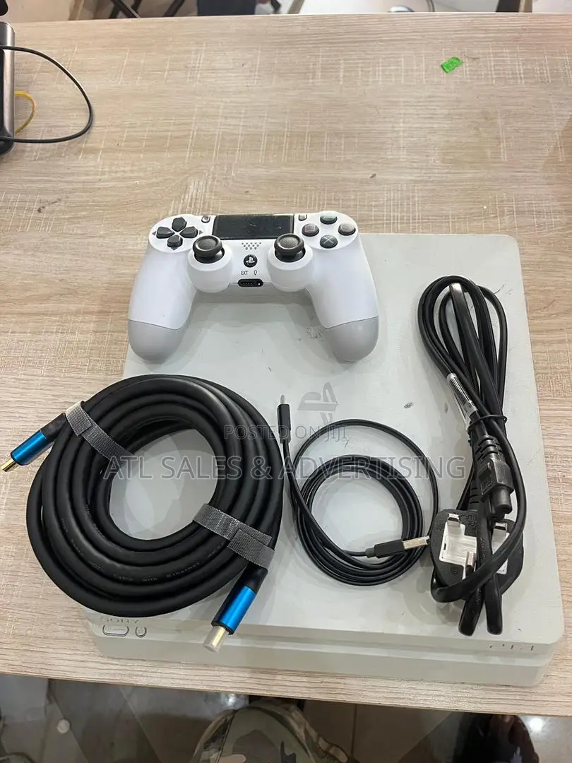 Ps4 Slim With 6 Games