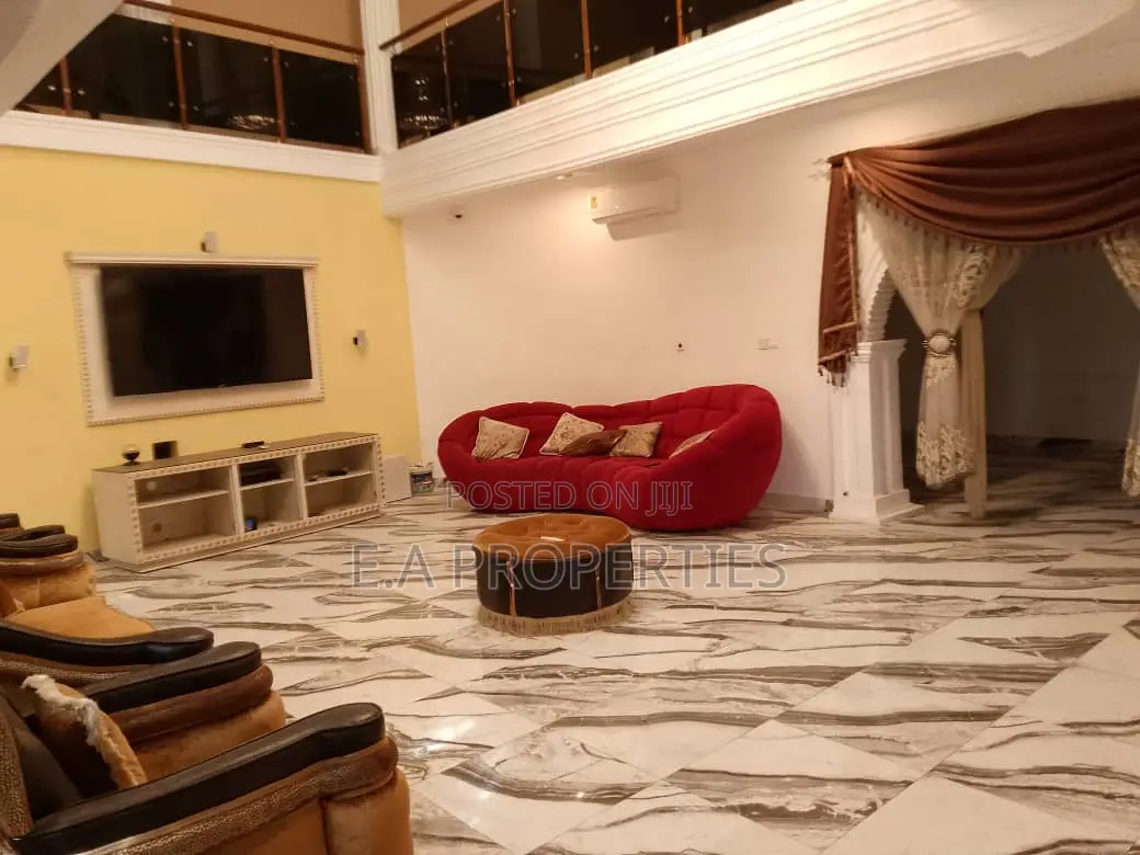 7bdrm House in Ea Properties, Community 25 for sale