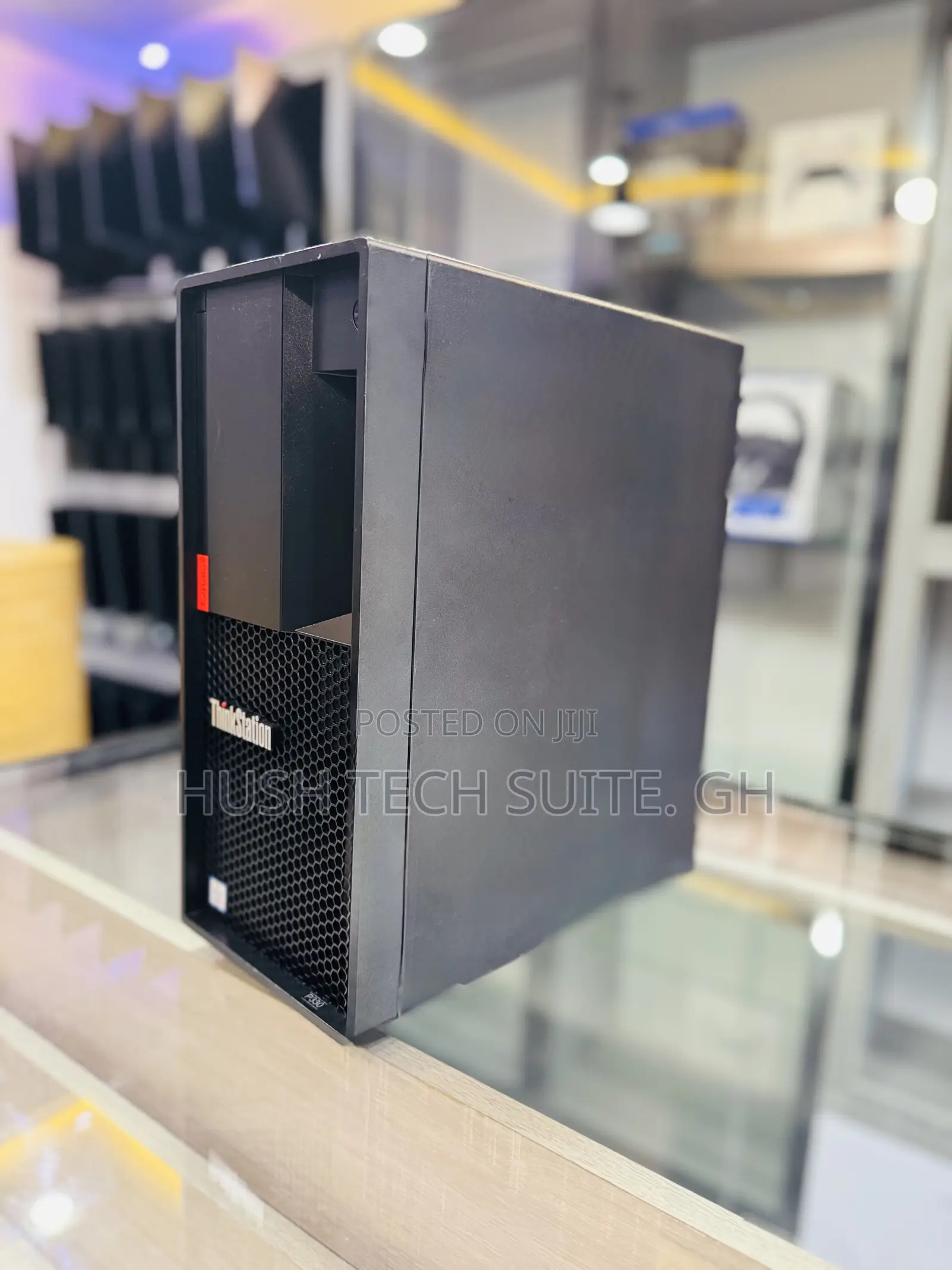 Desktop Computer Lenovo ThinkStation P330 32GB Intel Core i7 HDD 256GB