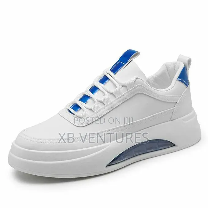 Men's Versatile
Lightweight Casual Sports Shoes