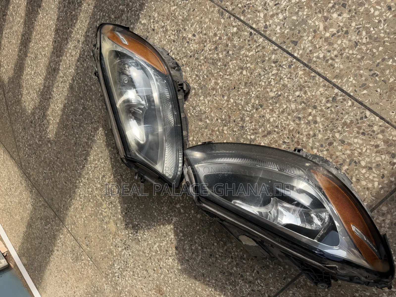 C300 ( 205 )( 2015-2018 )Orginal Home Used Headlight