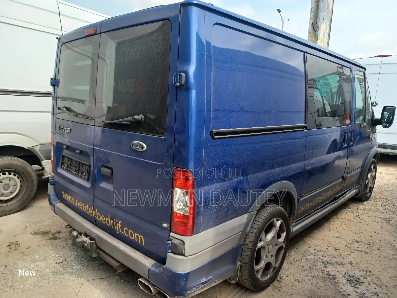 Ford Transit 2011 Blue