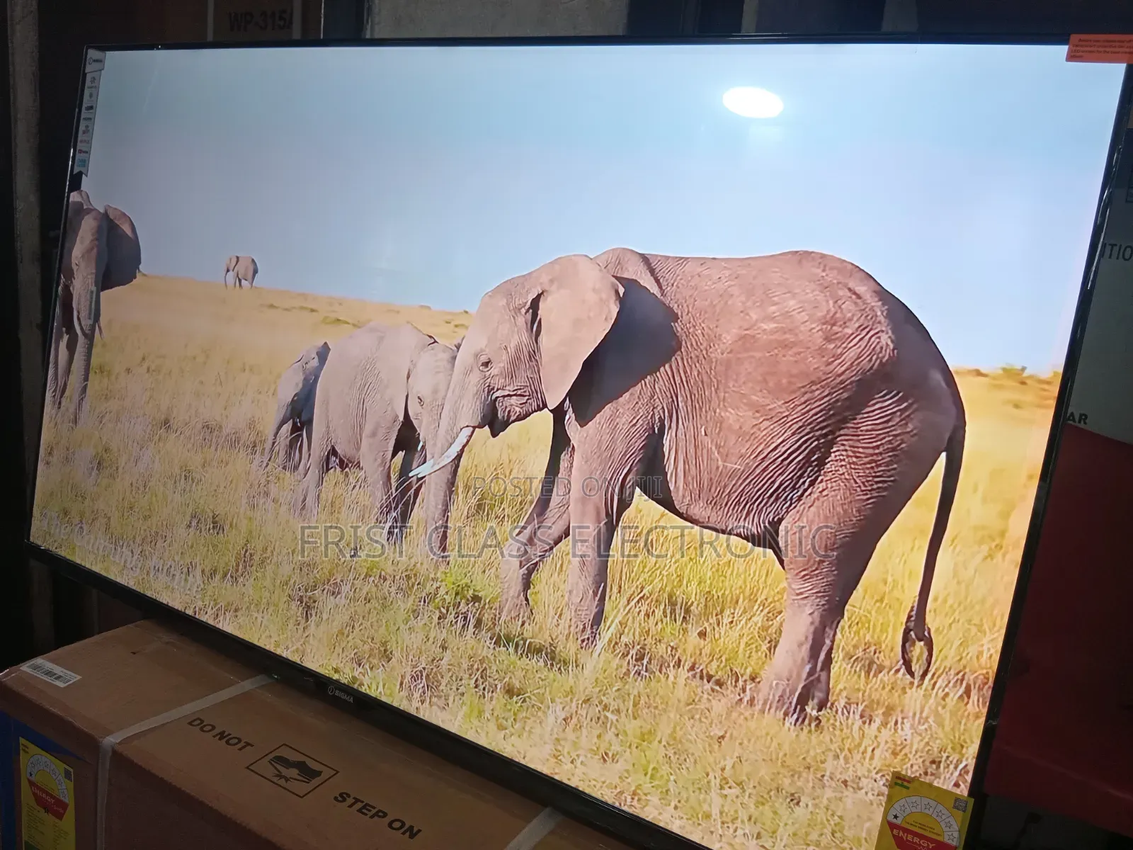 Sigma 55 Uhd Tv Control, Tv That Owns Your Focus.