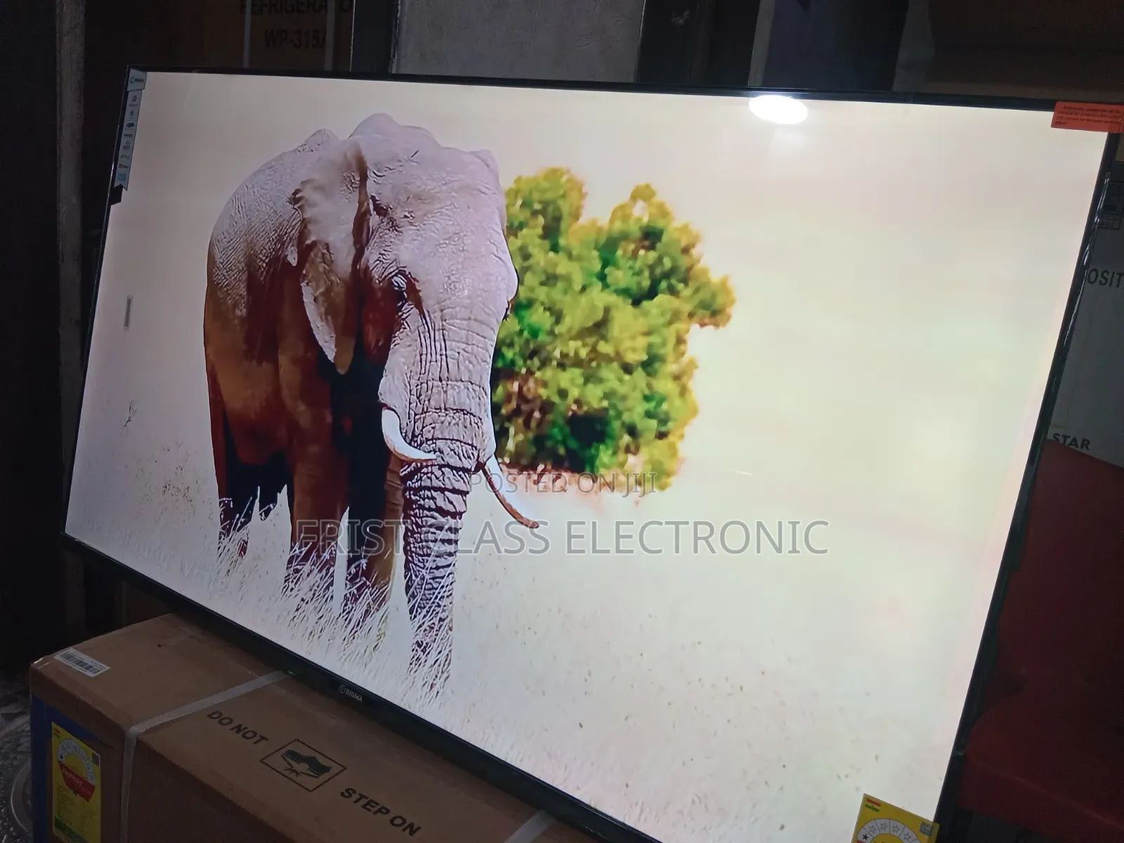 Sigma 55 Uhd Tv Control, Tv That Owns Your Focus.