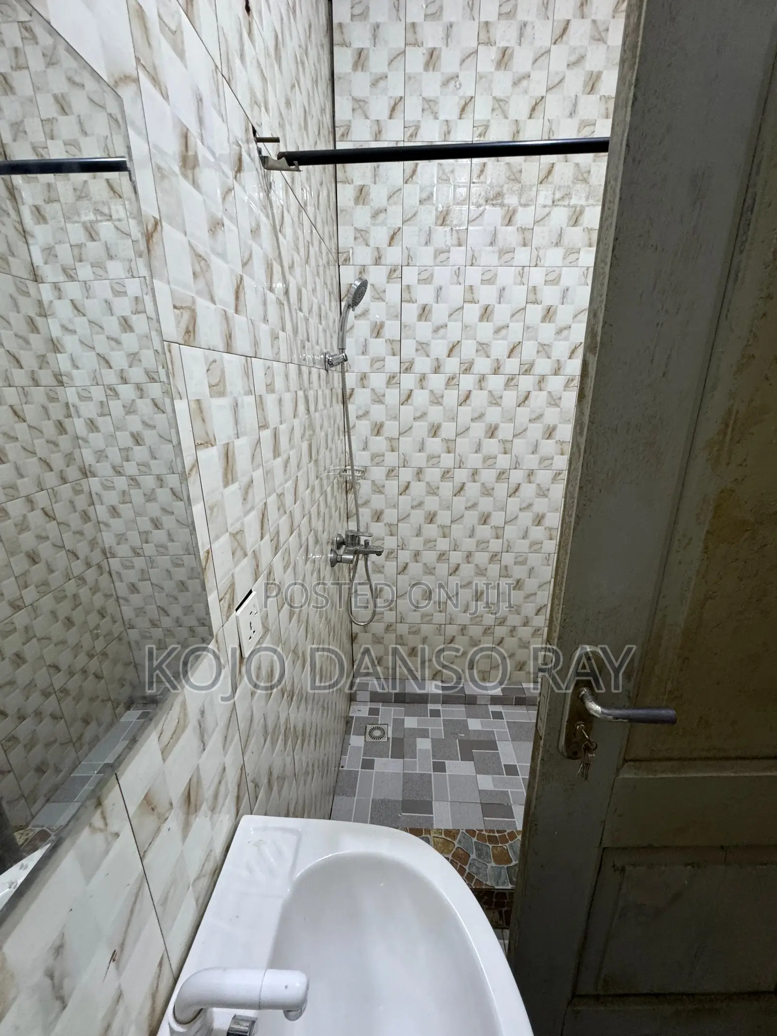 2bdrm Apartment in Pandak Agency, Achimota for rent