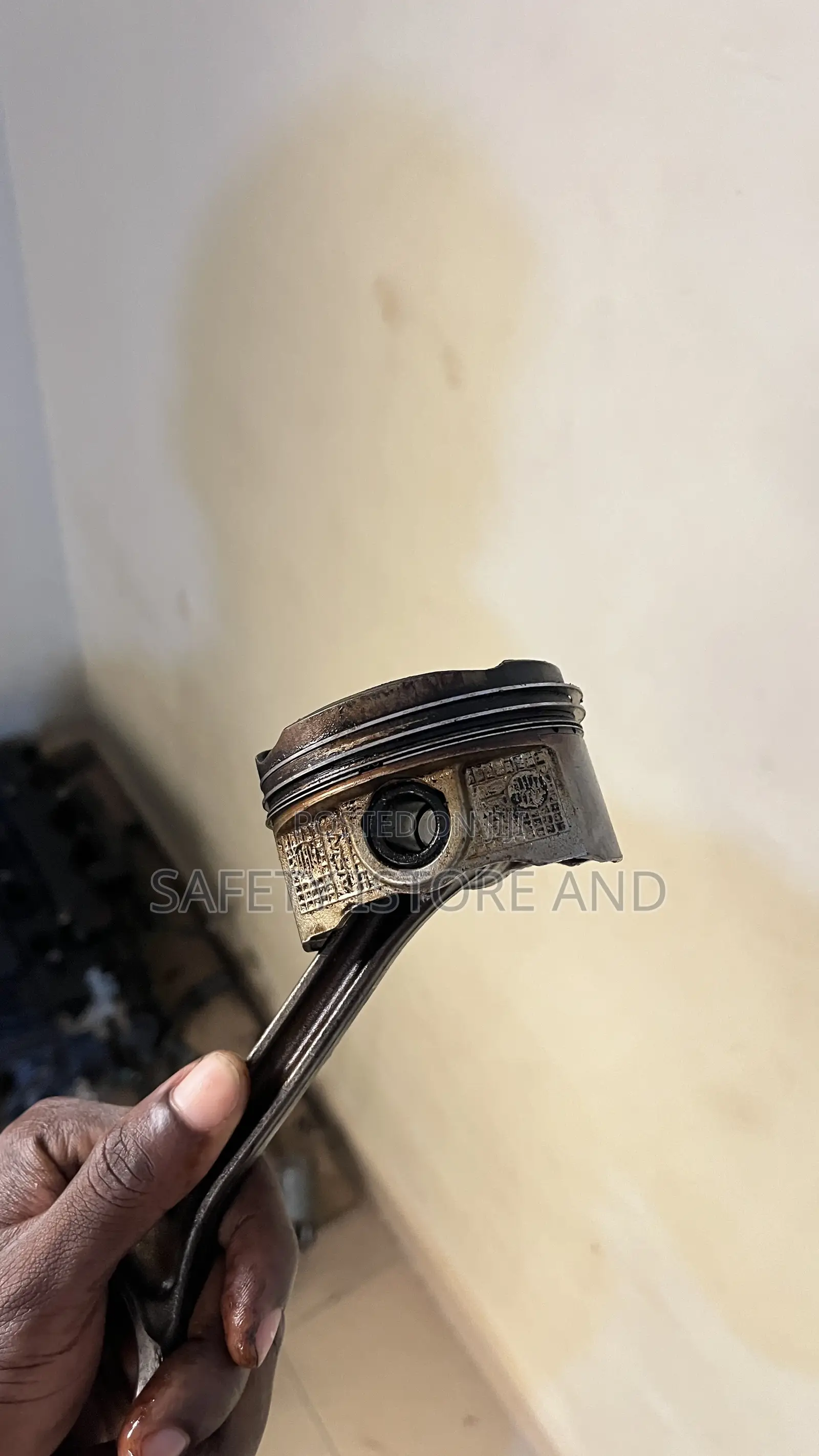Vitz 2012 Engine Piston