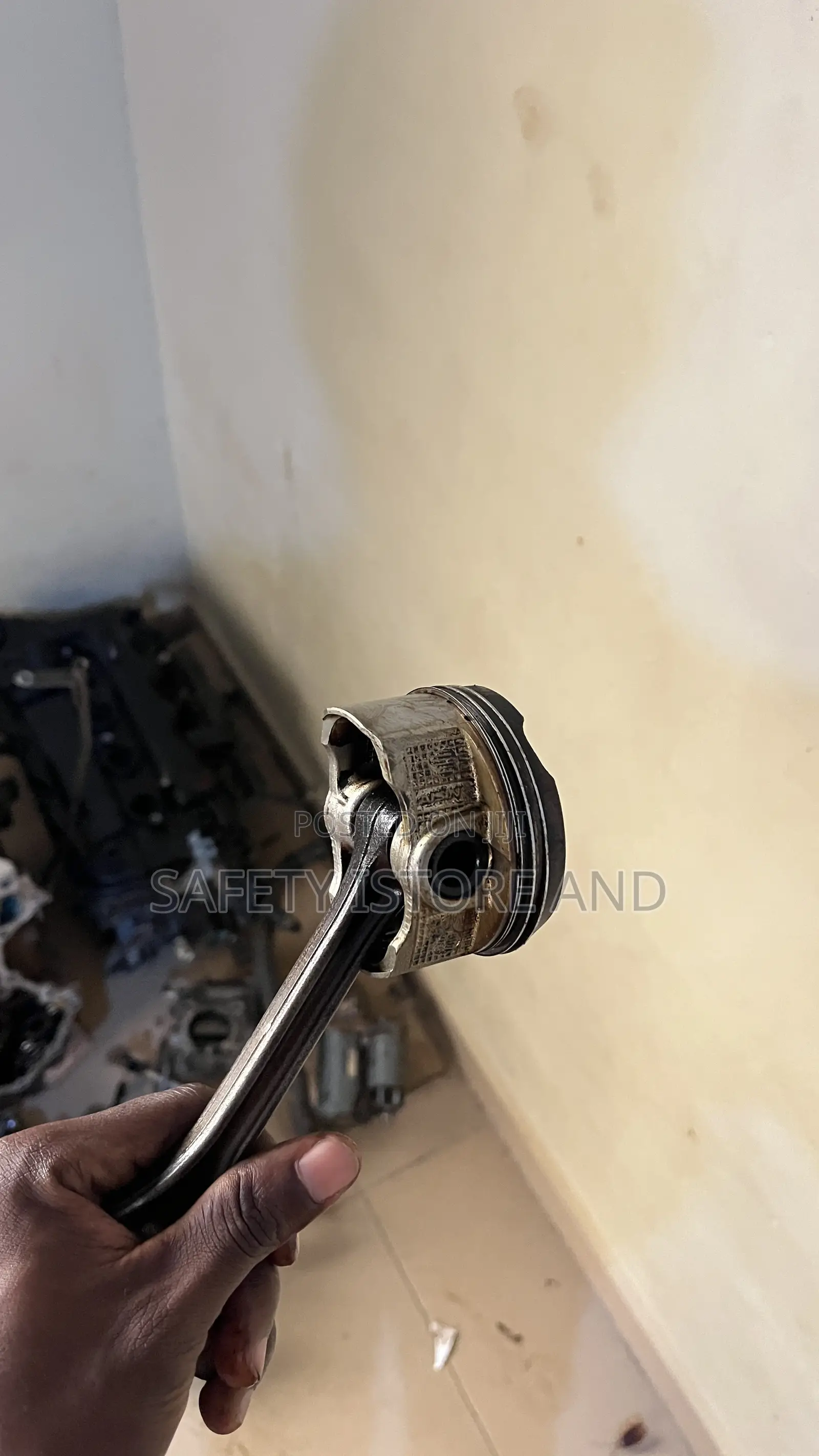 Vitz 2012 Engine Piston