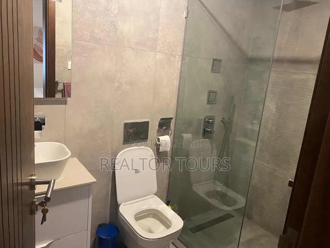 Furnished 2bdrm Apartment in North Ridge for sale