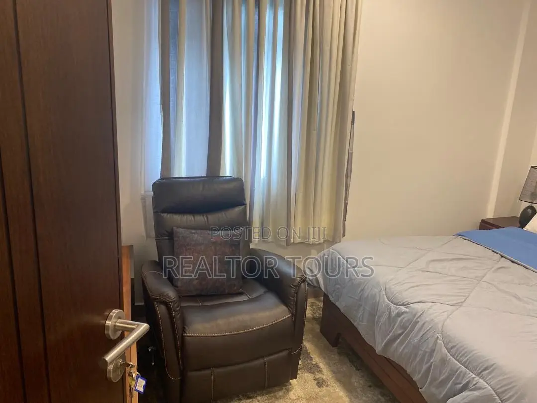 Furnished 2bdrm Apartment in North Ridge for sale