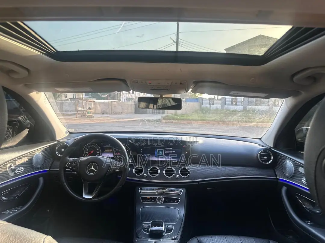 Mercedes-Benz E300 2018 Black
