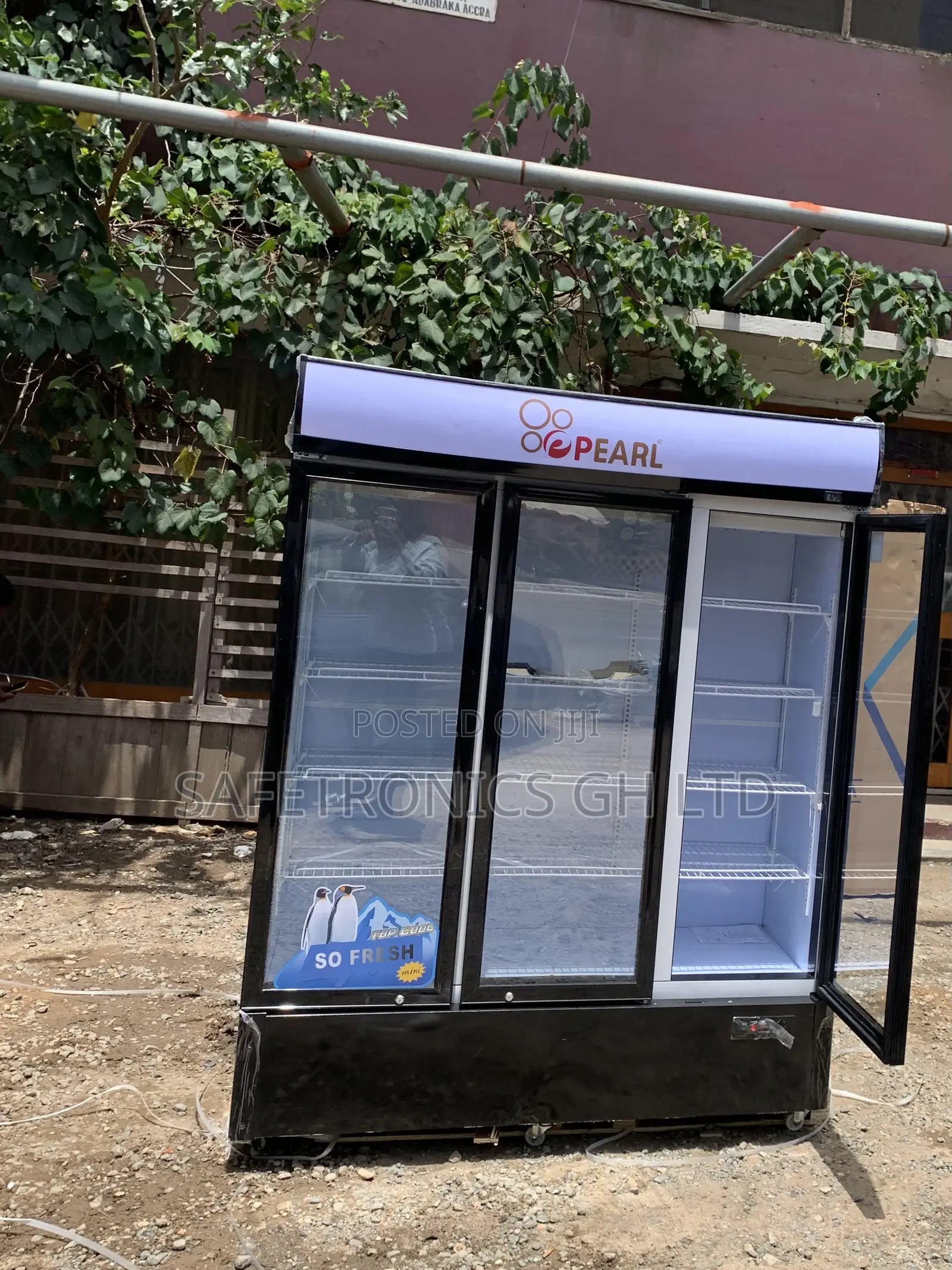 Secure 950 Liters Pearl PVC-150 Display Refrigerator