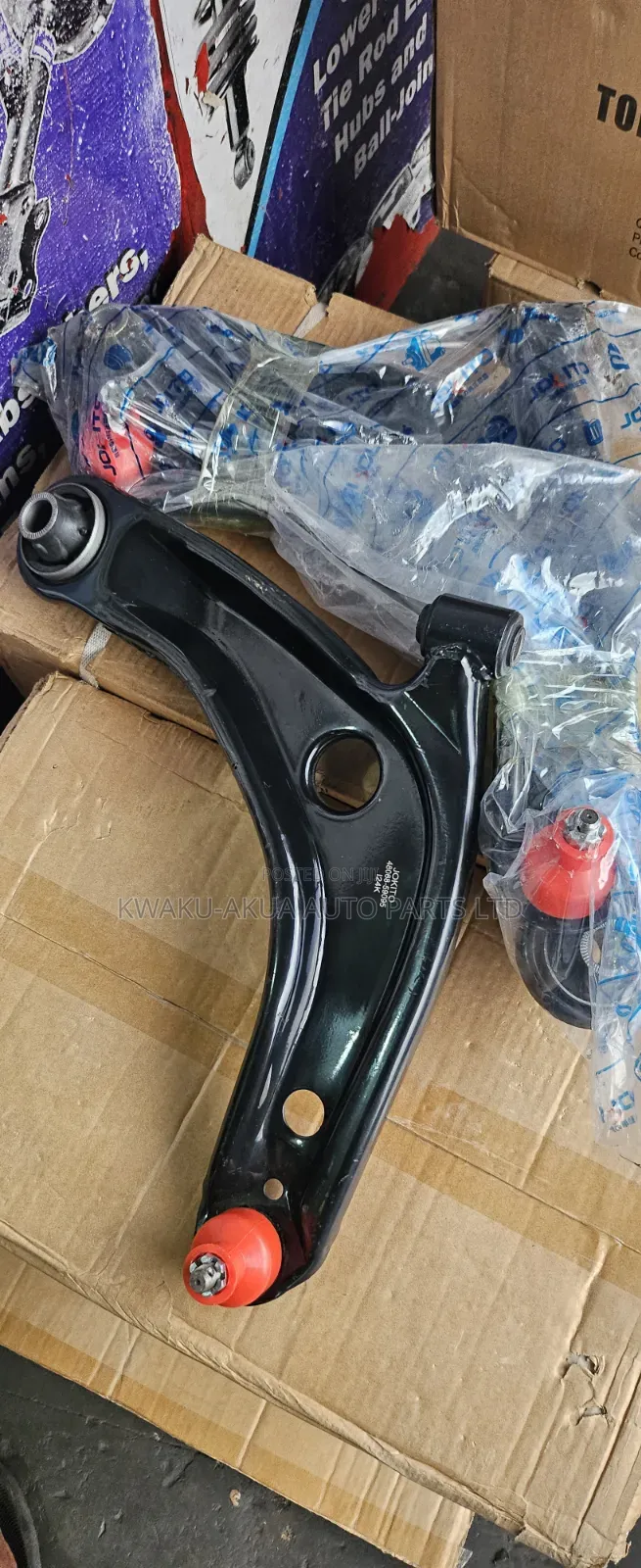 Toyota Vitz Lower Arms