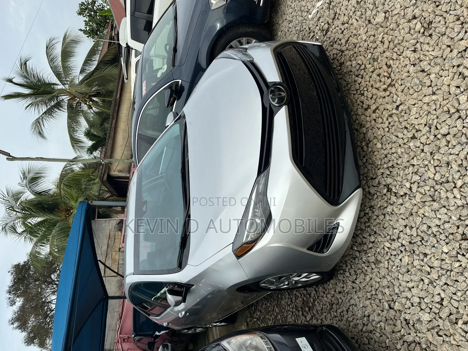 Toyota Corolla LE (1.8L 4cyl 2A) 2019 Silver