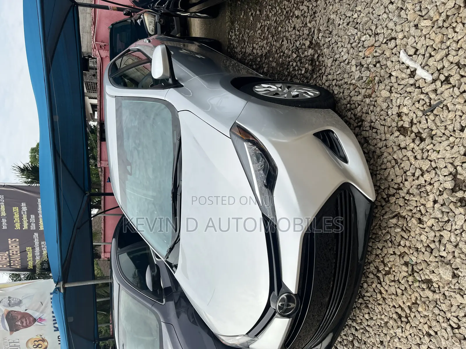 Toyota Corolla LE (1.8L 4cyl 2A) 2019 Silver