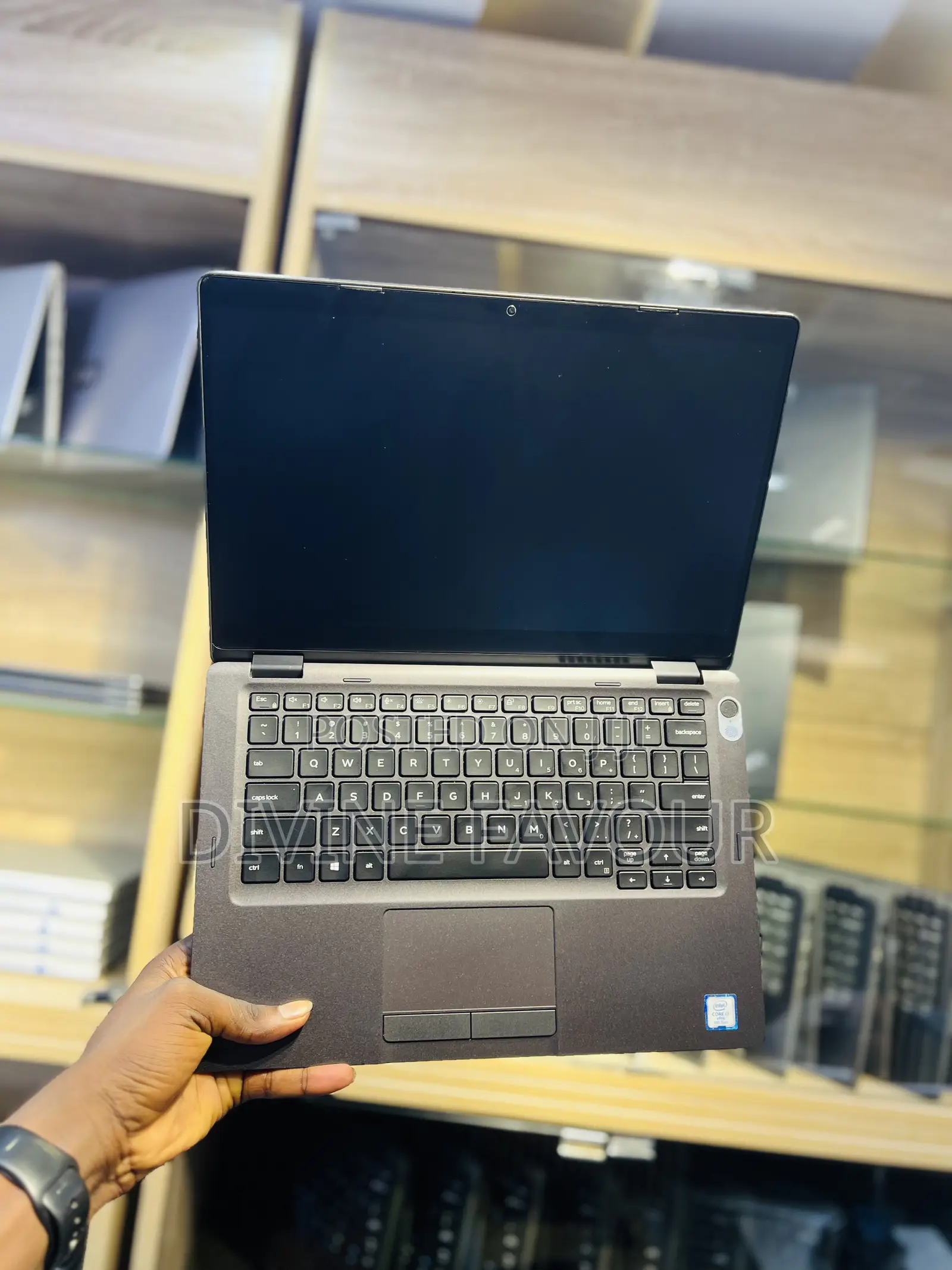 Laptop Dell Latitude 5300 8GB Intel Core i7 SSD 256GB