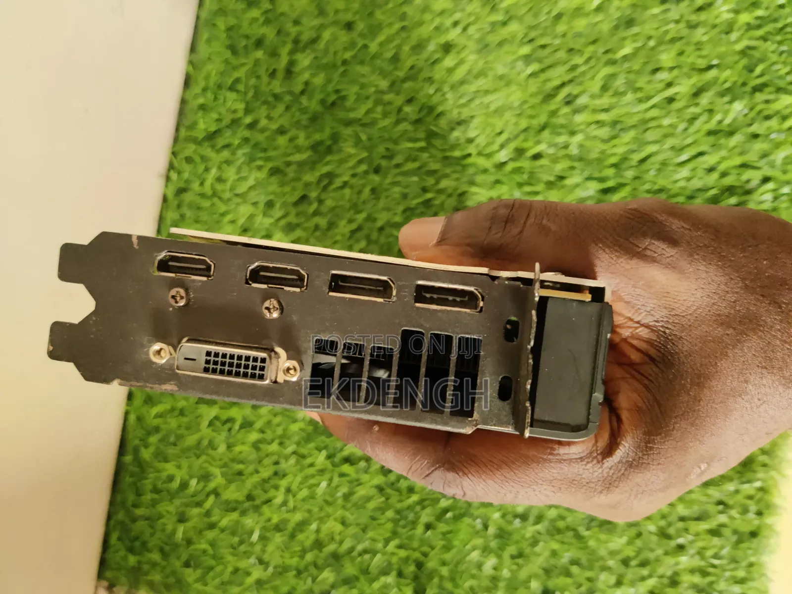 Faulty/Dead/Non Functional Sapphire Rx 580 Gpu