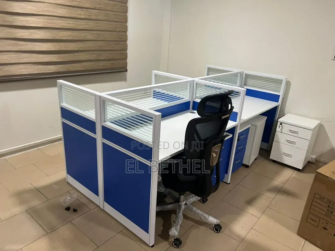 Workstation Four in One With Partable Drawers
