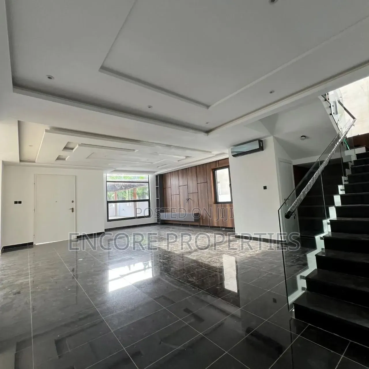5bdrm House in East Legon, American House for sale