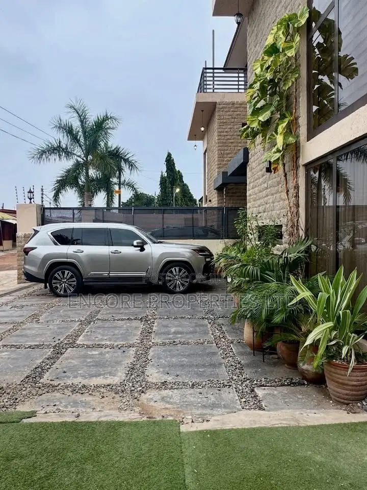 Furnished 4bdrm House in Cantonments for sale