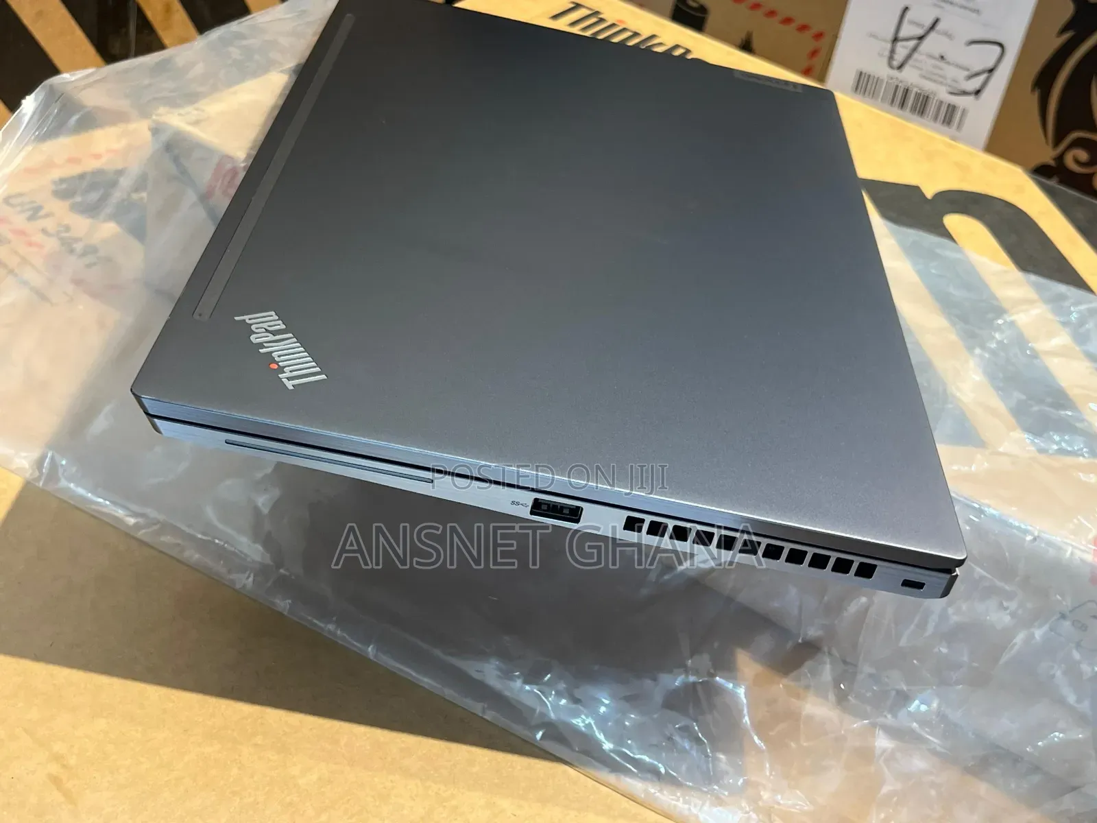 New Laptop Lenovo ThinkPad T14 16GB Intel Core i7 SSD 256GB