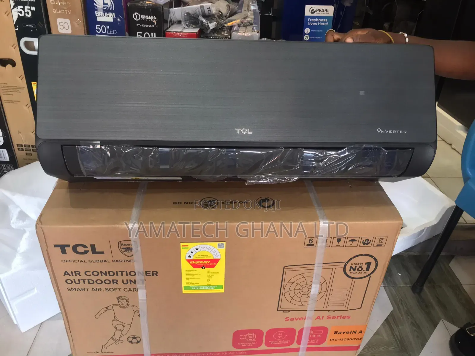 Powerful TCL 1.5hp Black Colour Inverter Ac