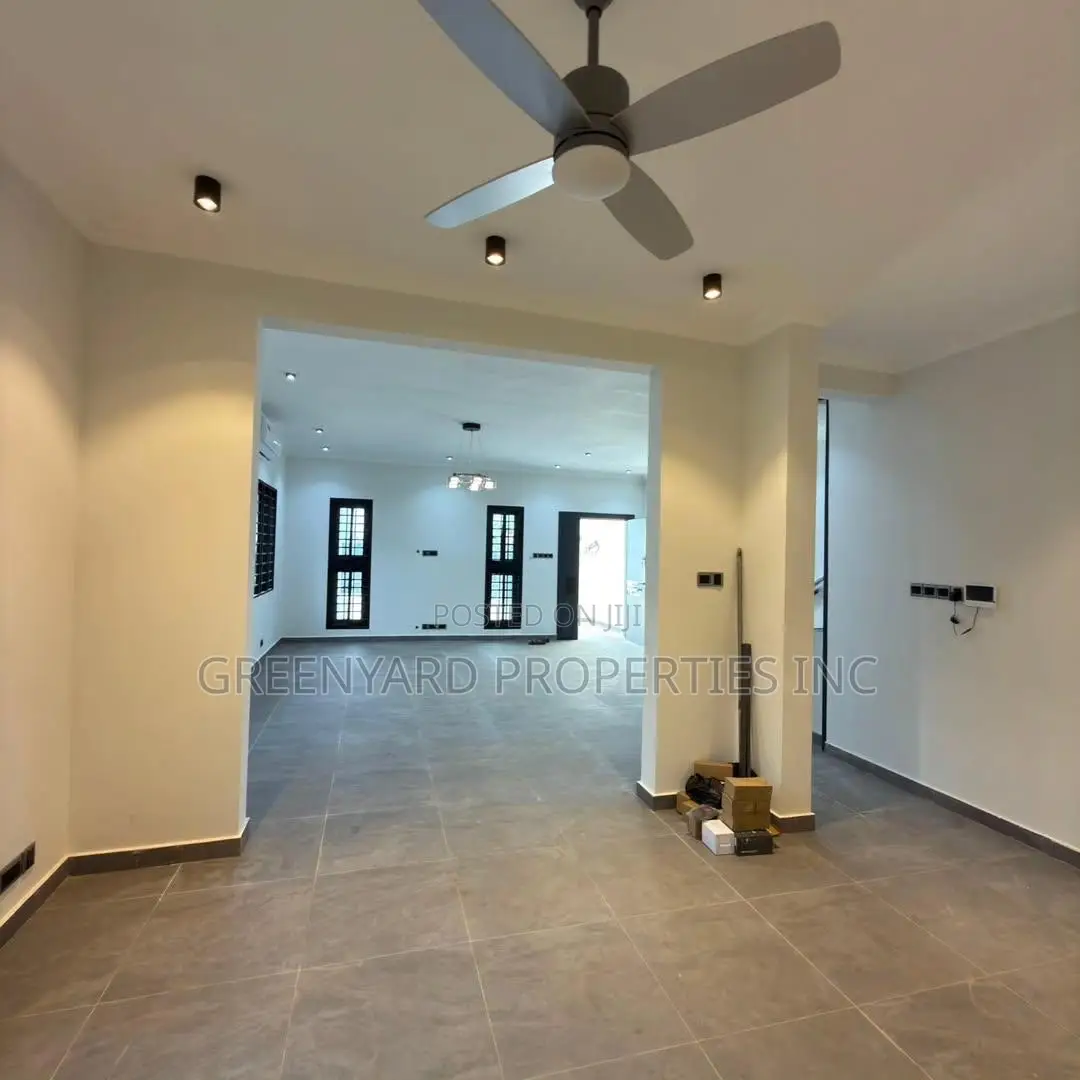 3bdrm House in Lakeside C8 for sale