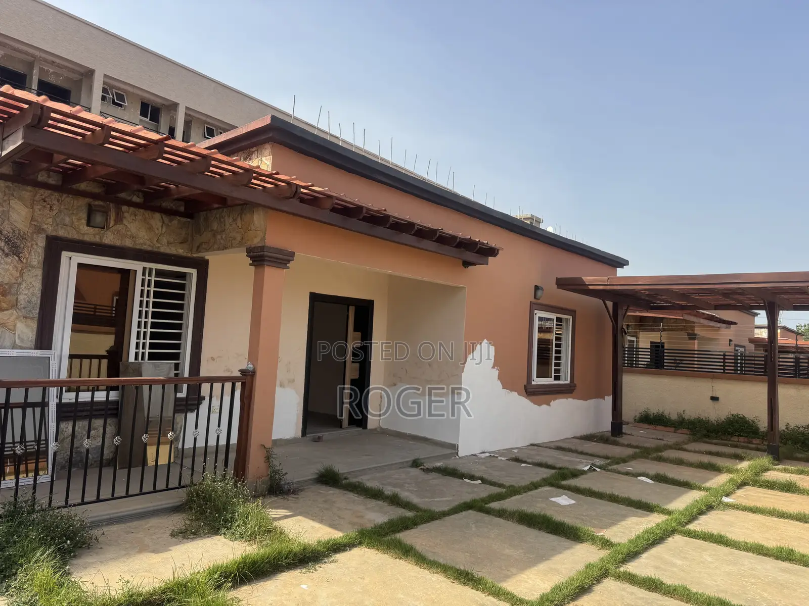 3bdrm House in Achimota Mile 7 for rent