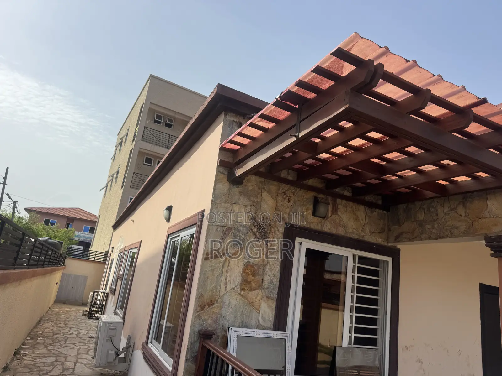 3bdrm House in Achimota Mile 7 for rent