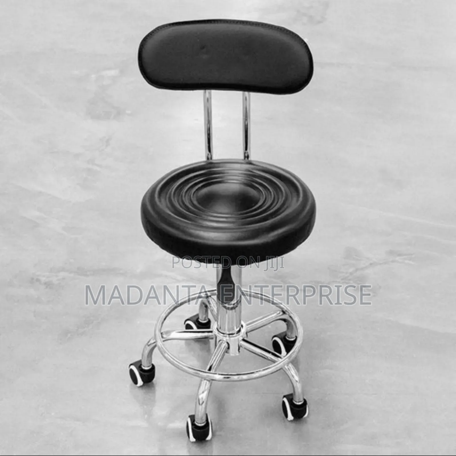 Theater Lab Stool With Backrest