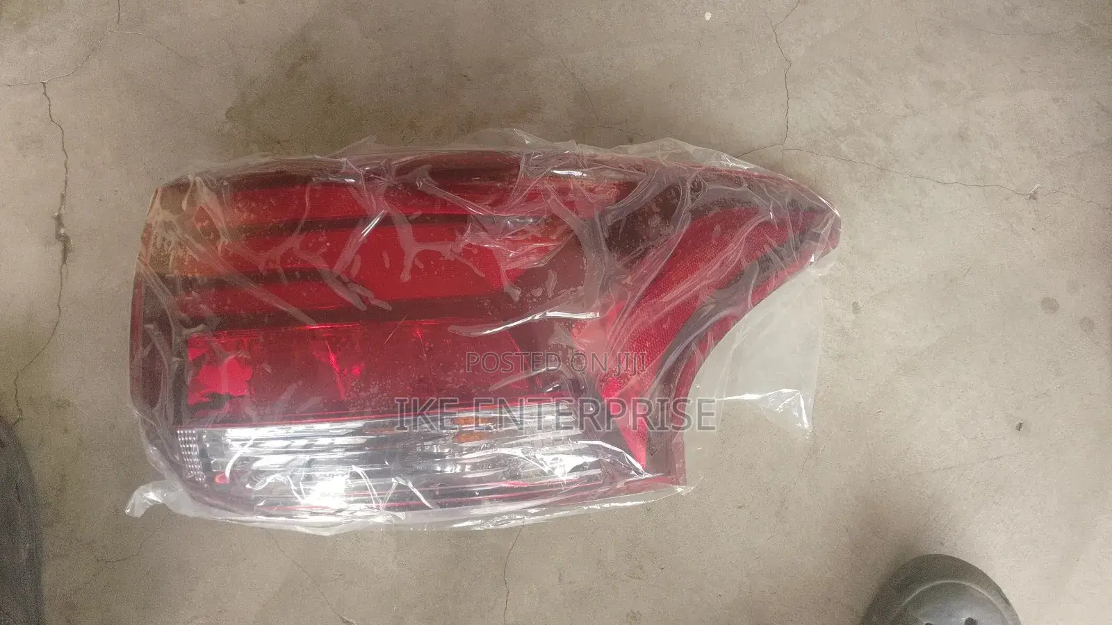 Mitsubishi Outlander Taillight 2016,2017,2018,2019,2020,2021