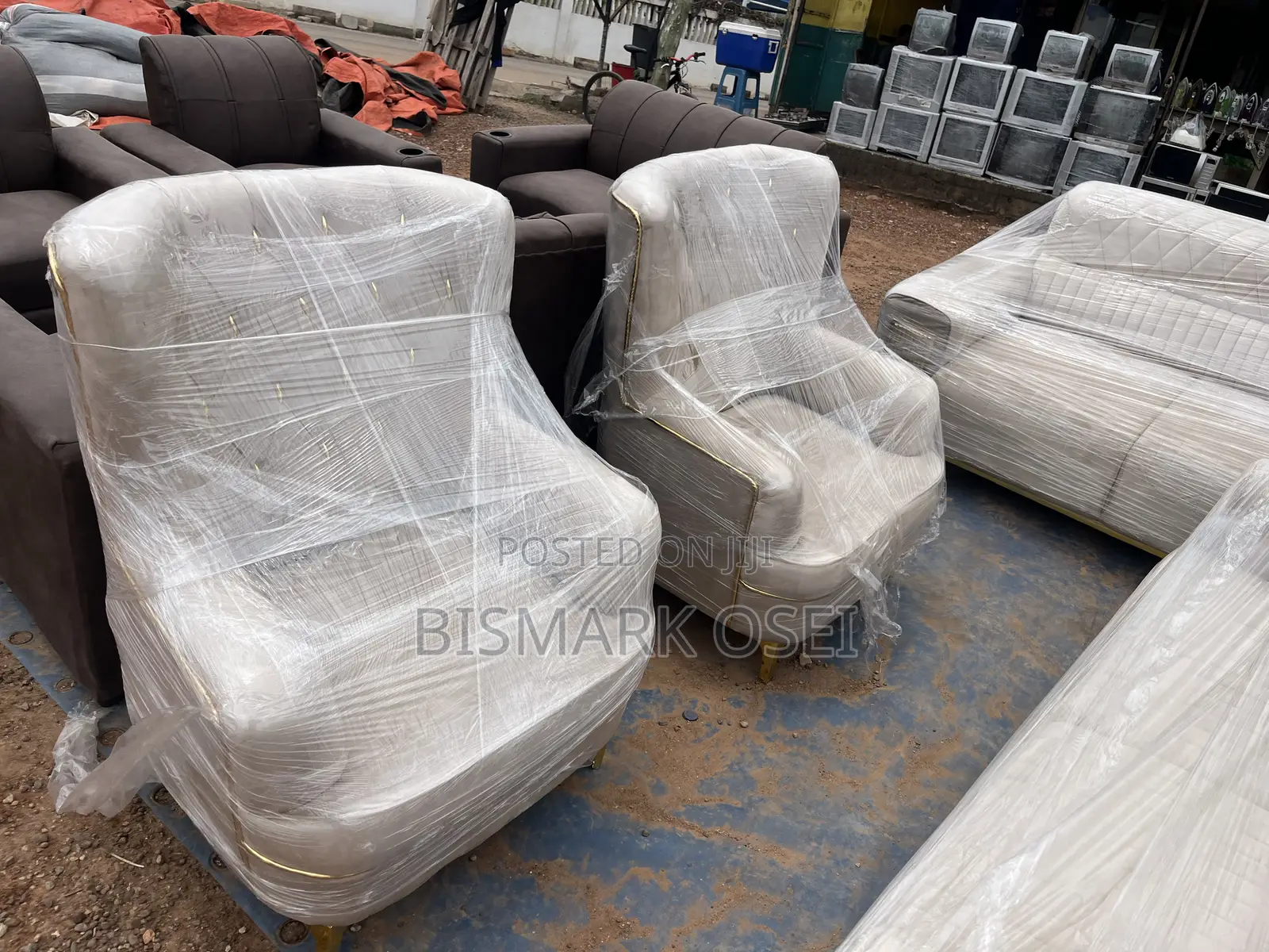 Royal Comfort Sofa Set, With a Beautiful Golden Designs