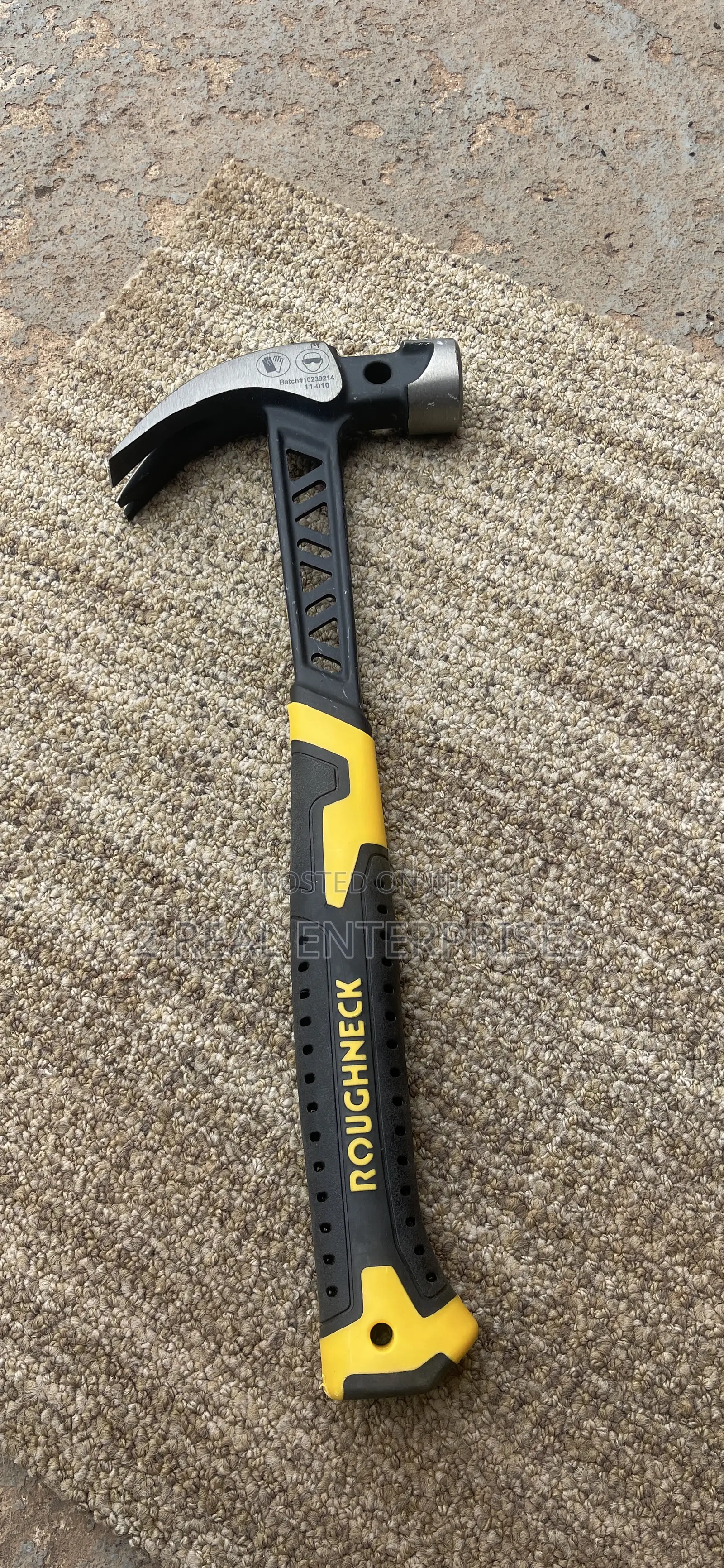 Roughneck v Series Claw Hammer 20 Oz