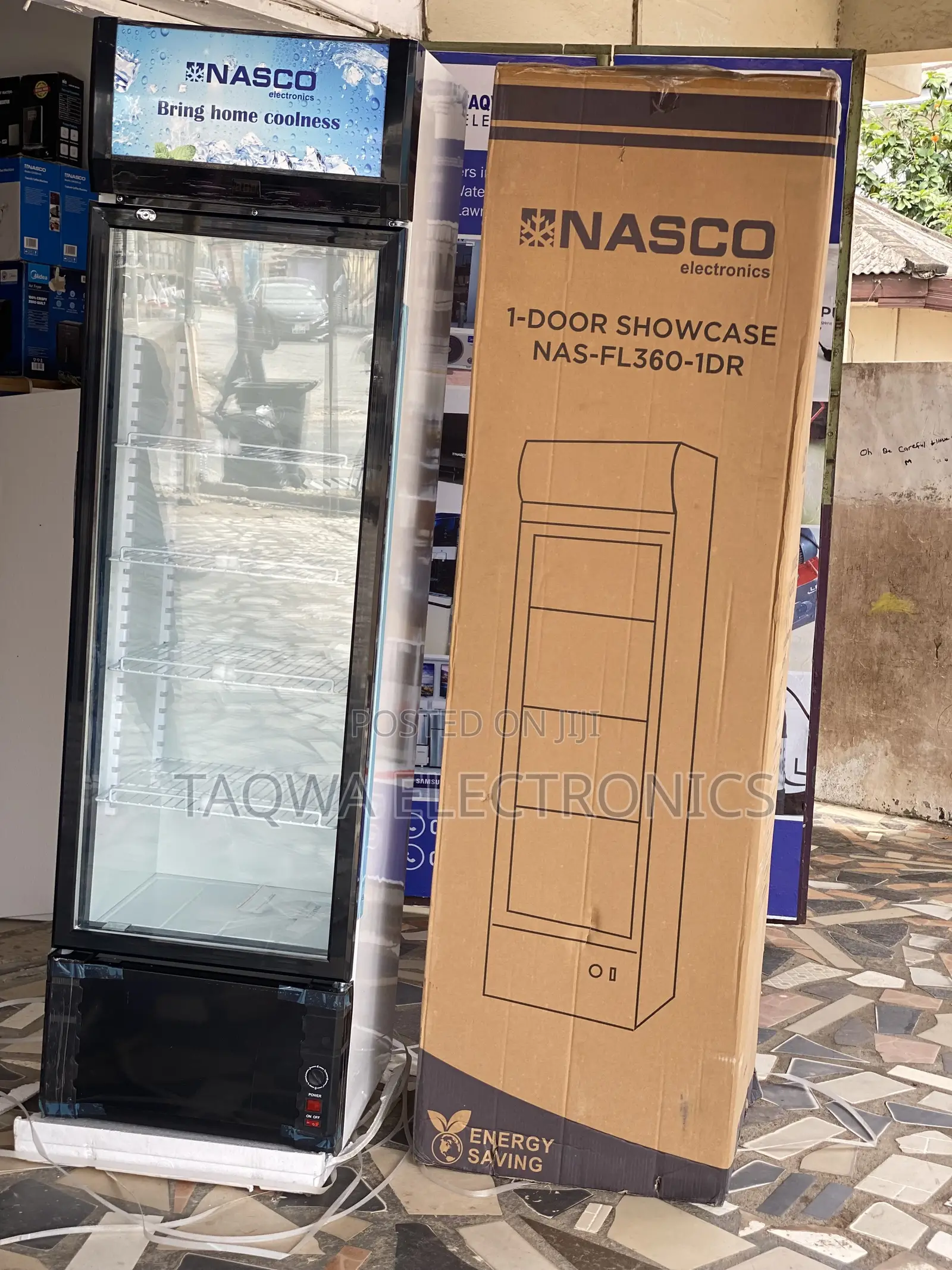 Plain Nasco 298l Display Fridge