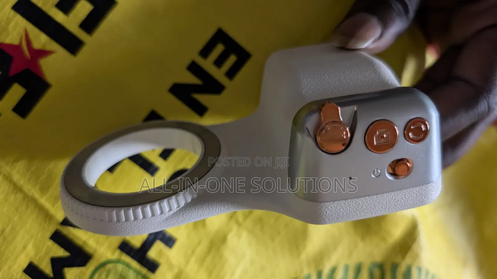 Camera Grip for Smartphones