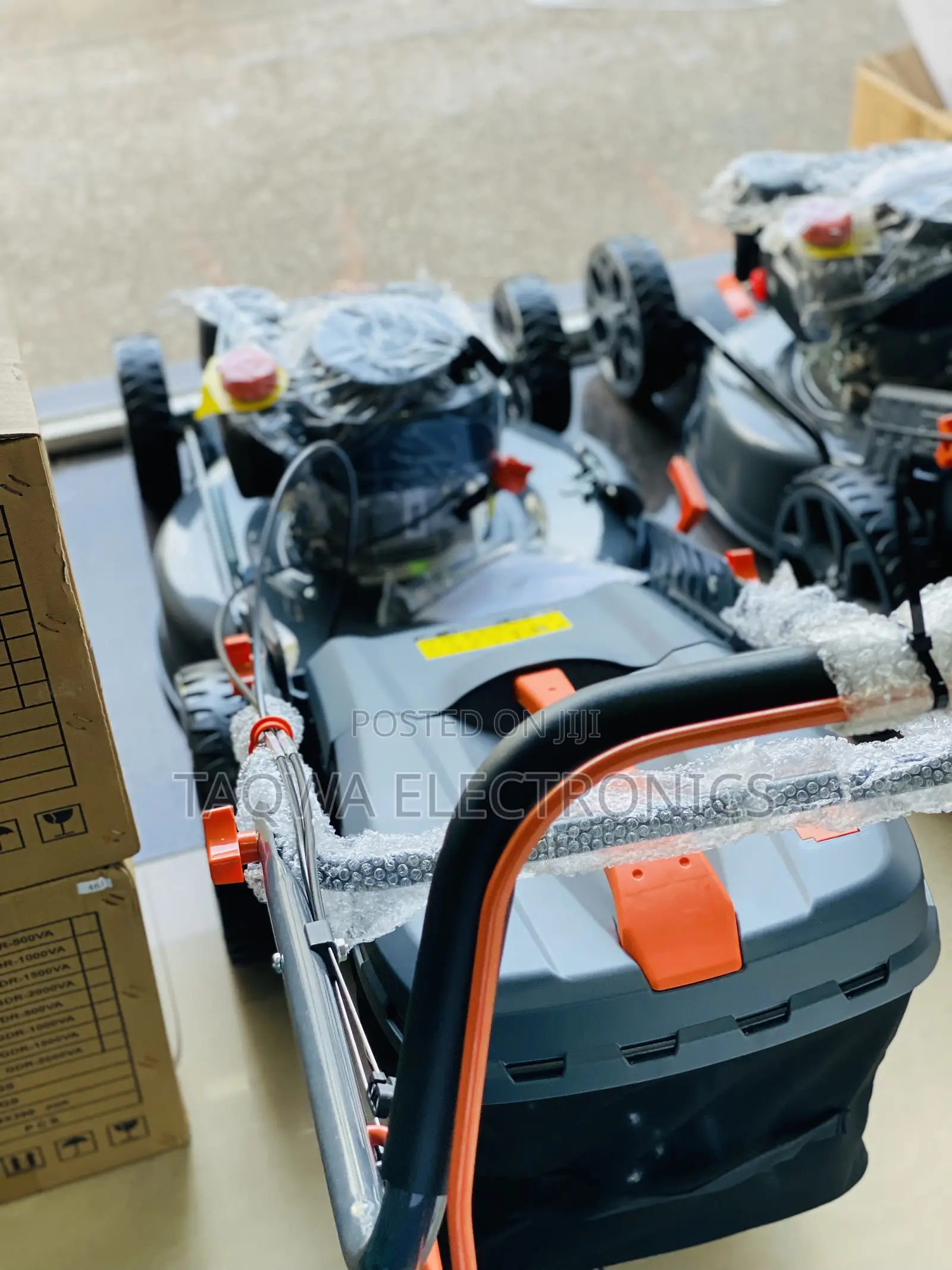Easy/ Mowing Leo 5.5hp Lawn Mower