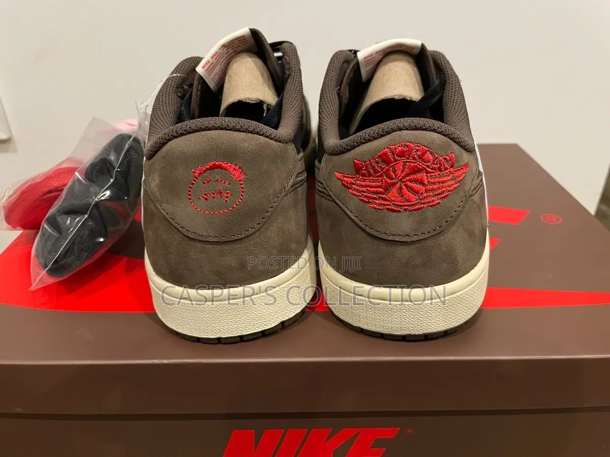 Jordan 1 Retro Low Og Sp Travis Scott "Mocha"