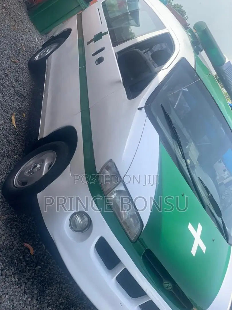 Hyundai H-100 2004 Green