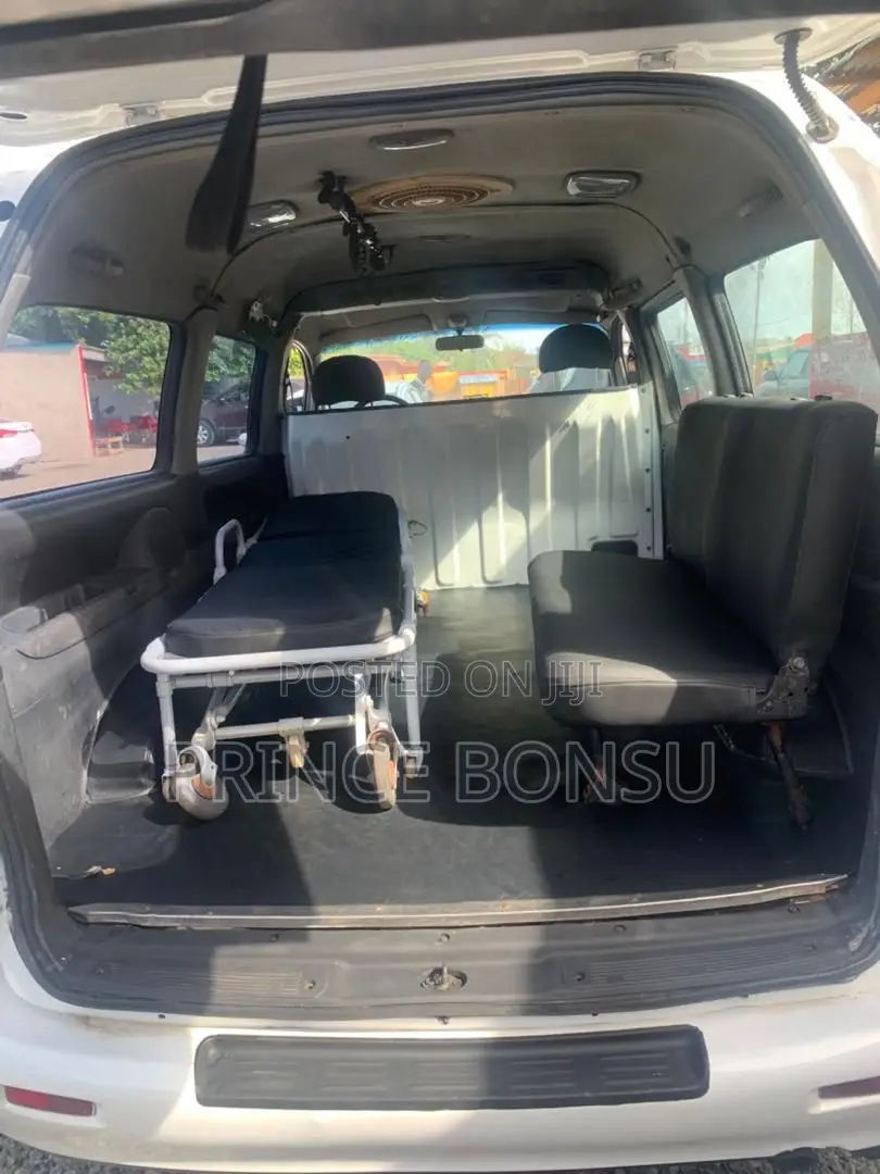 Hyundai H-100 2004 Green