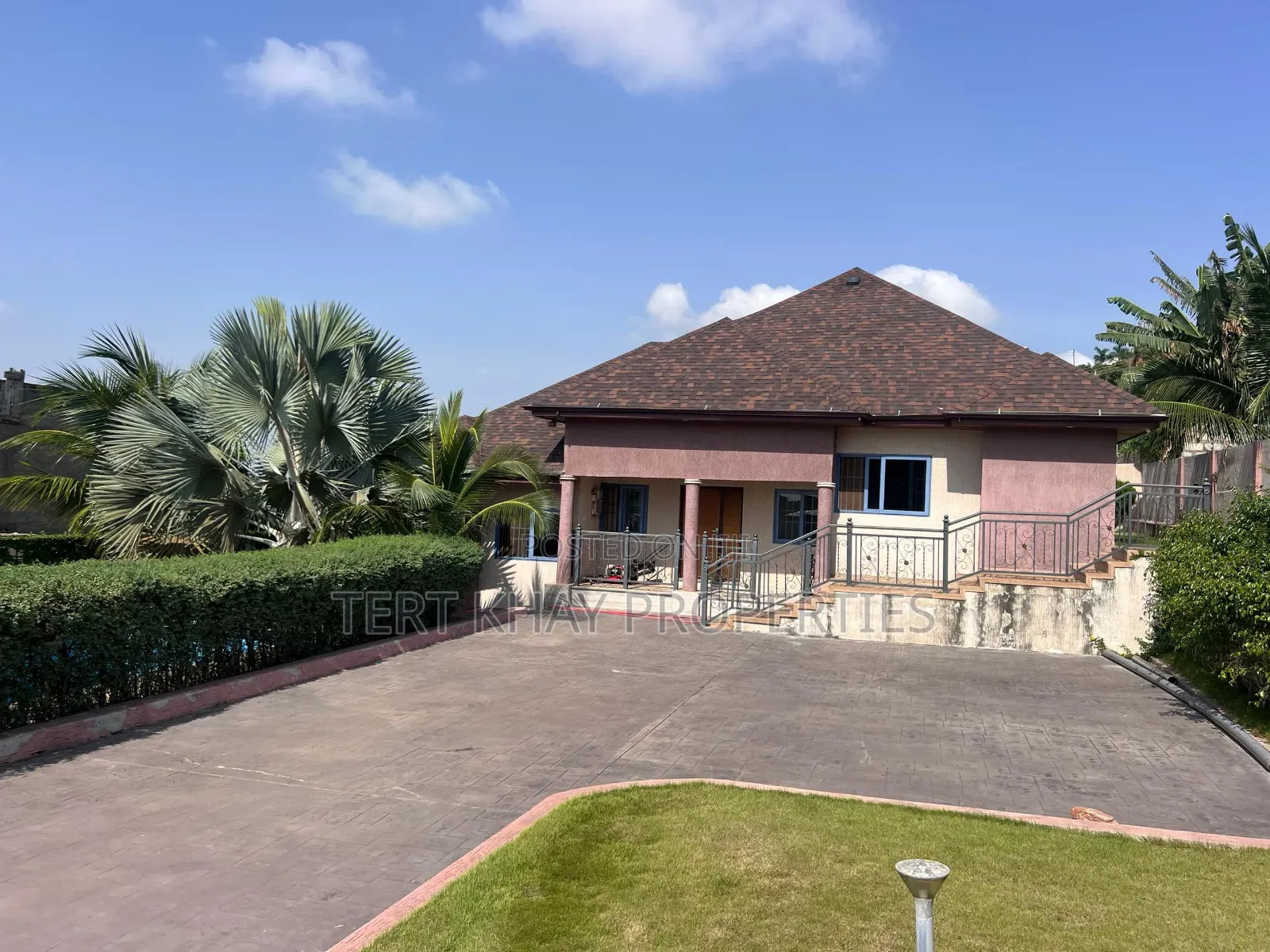 3bdrm House in Kokrobitey, Accra Metropolitan for sale