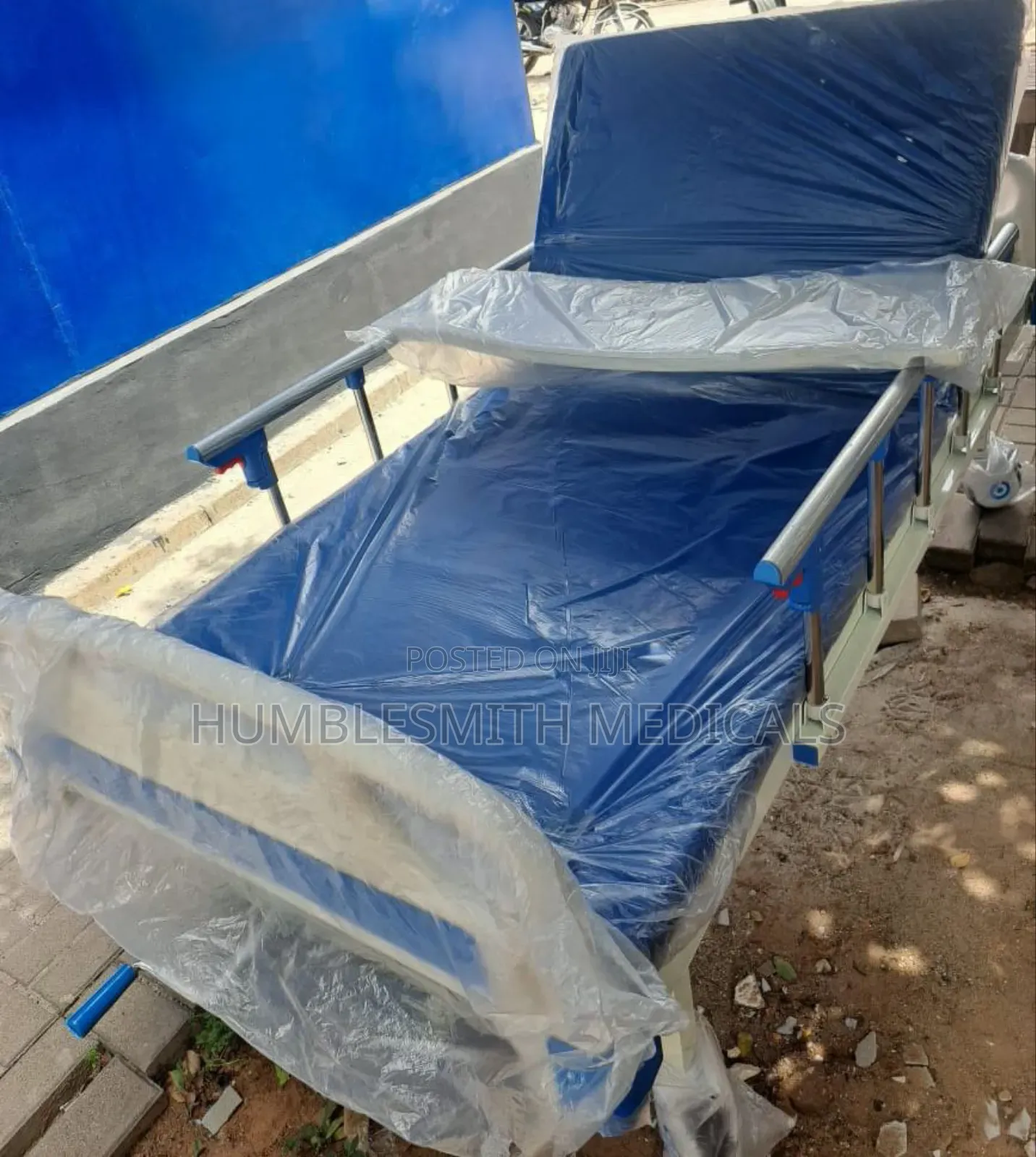 Hospital Bed 1 Crank With Mattress