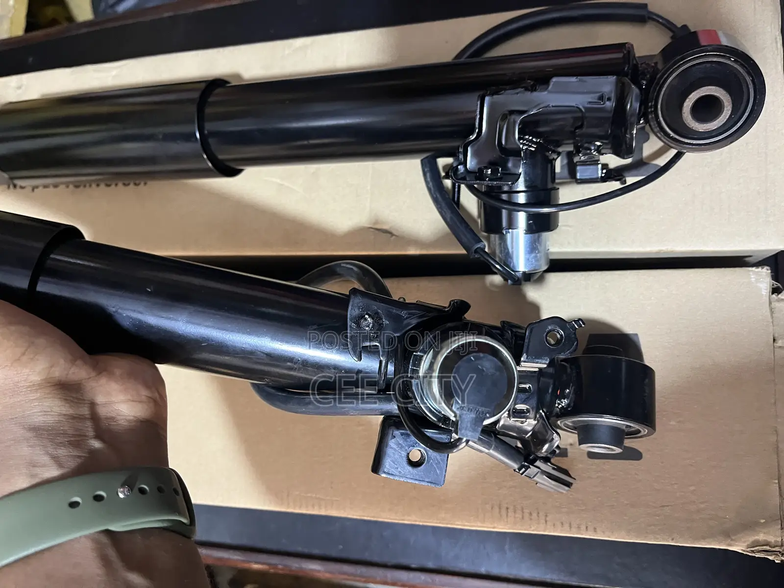 Lexus Rx 350 2018-2023 Rear or Back Shock Absorbers With Sensors