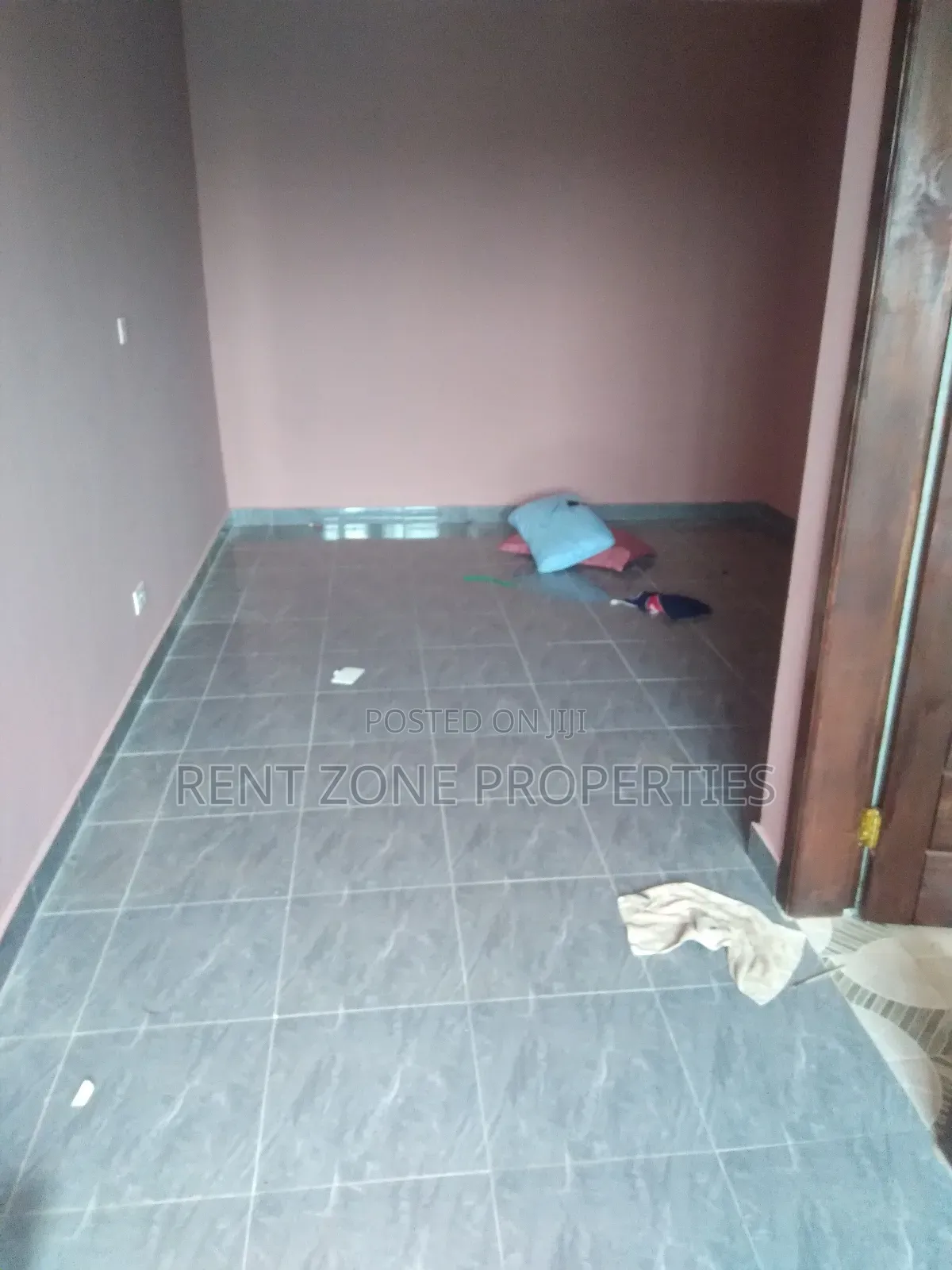1bdrm Apartment in Ofankor for rent