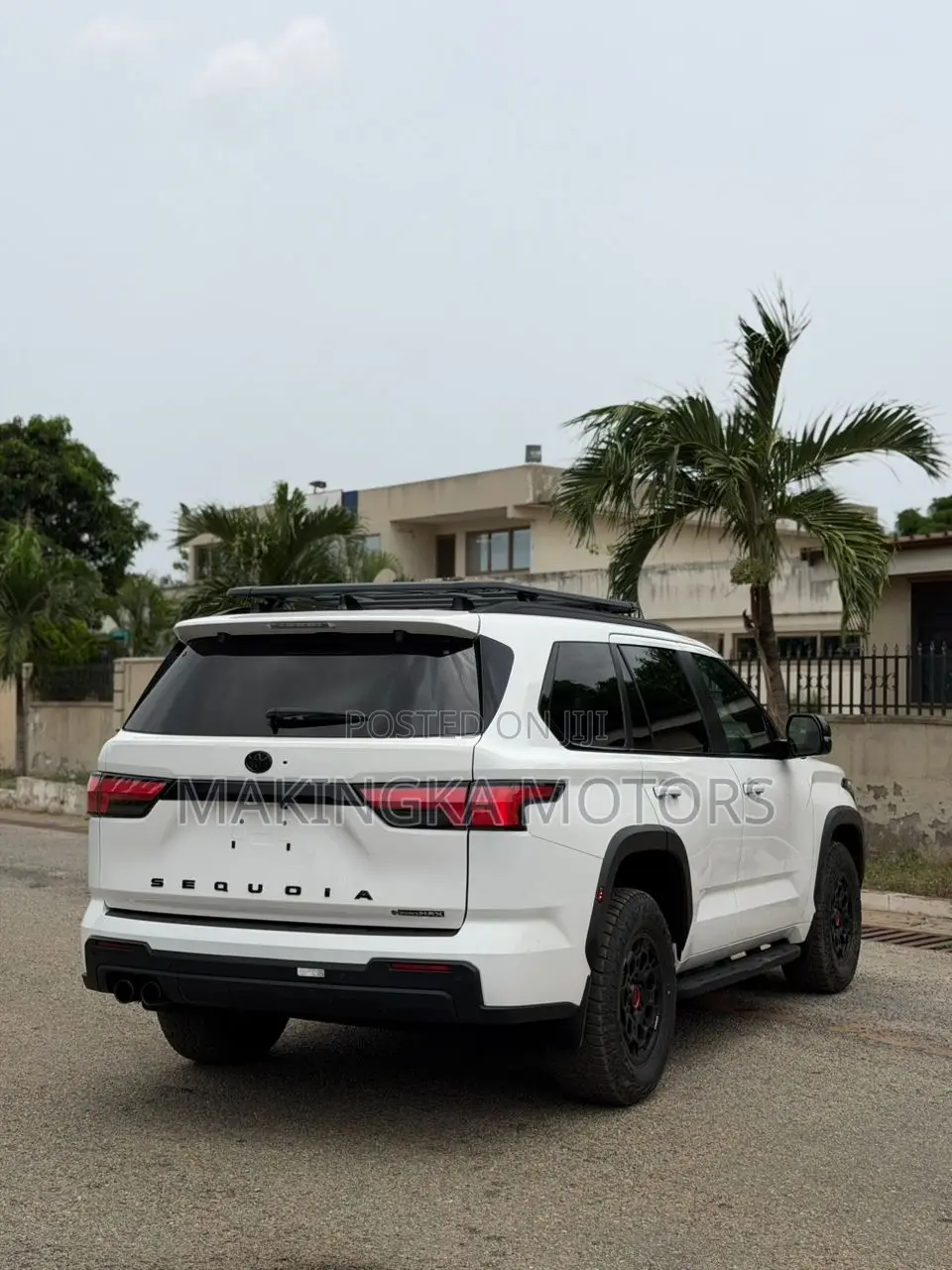Toyota Sequoia TRD PRO 4WD 2026 White