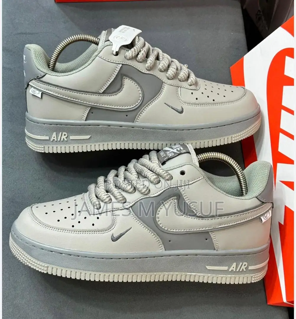 Original Nike Snacker for Cool Price