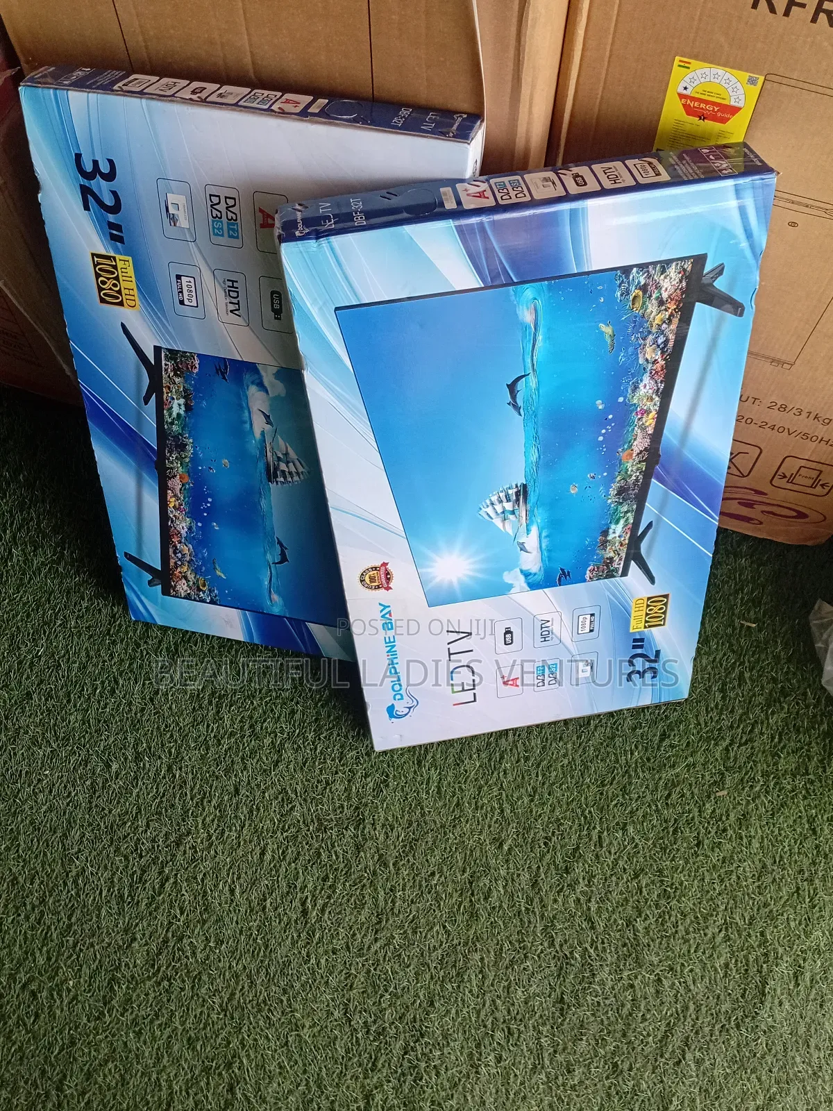 Dolphine Bay 32-inch Tv – Perfect For Small Spaces